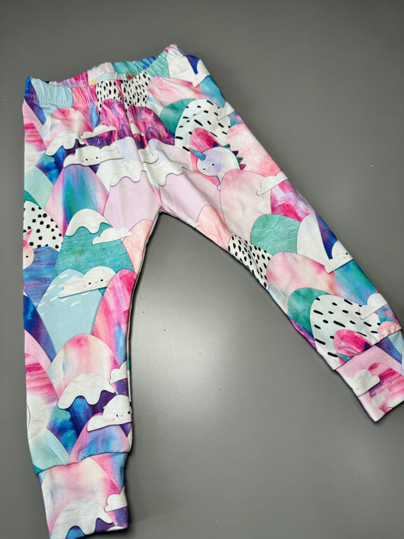 Dreamscape Mountain Leggings